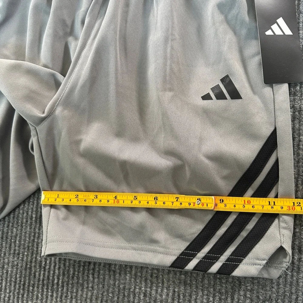 Adidas Boys XL 18/20 Basketball Shorts Grey Black Striped Athletic Gym NWT